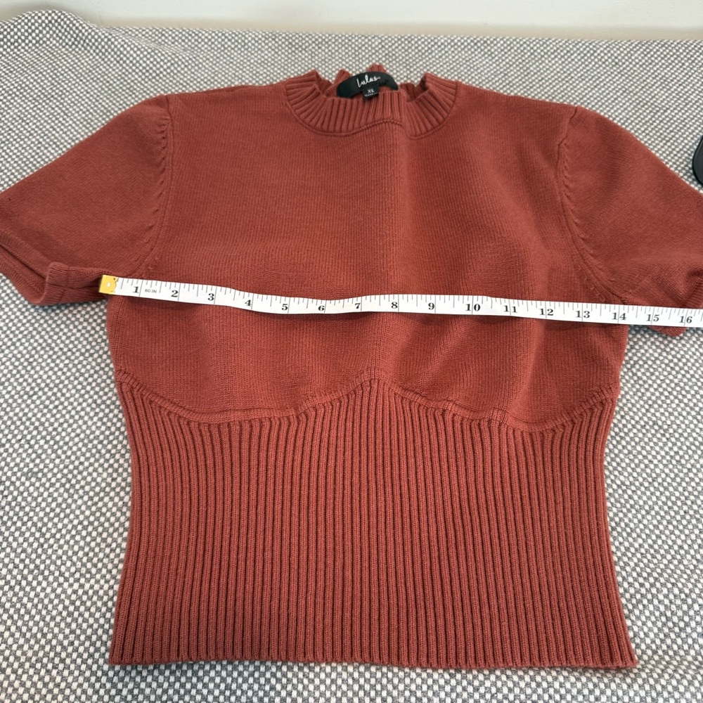 Lulus Everyone's a Winter Rust Brown Short Sleeve Seamed Sweater Top XL - Picture 10 of 11